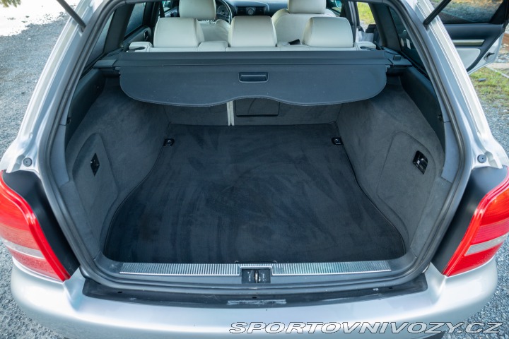 Audi S4  2000