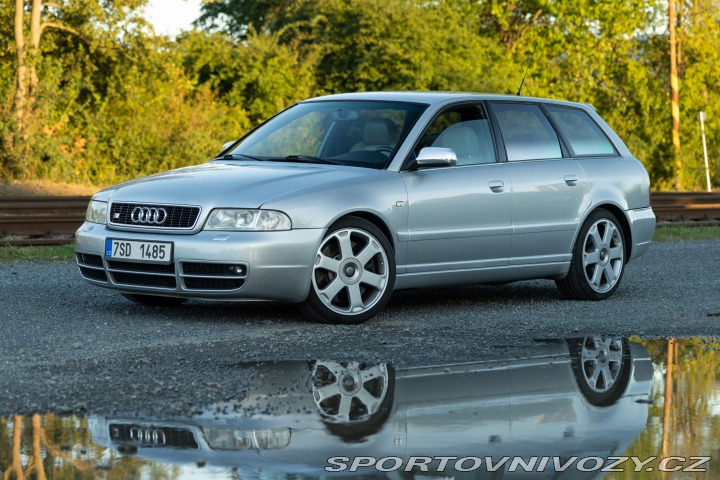 Audi S4  2000