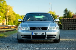 Audi S4  2000