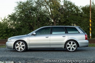 Audi S4  2000