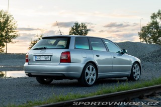 Audi S4  2000