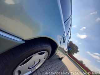 Mercedes-Benz S 2,0 S124 200TE 1990