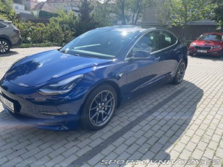 Tesla Model 3  2019
