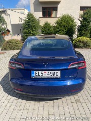 Tesla Model 3  2019