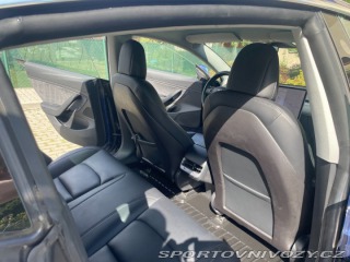 Tesla Model 3  2019