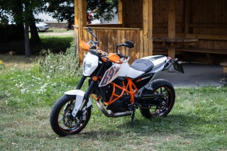 KTM  