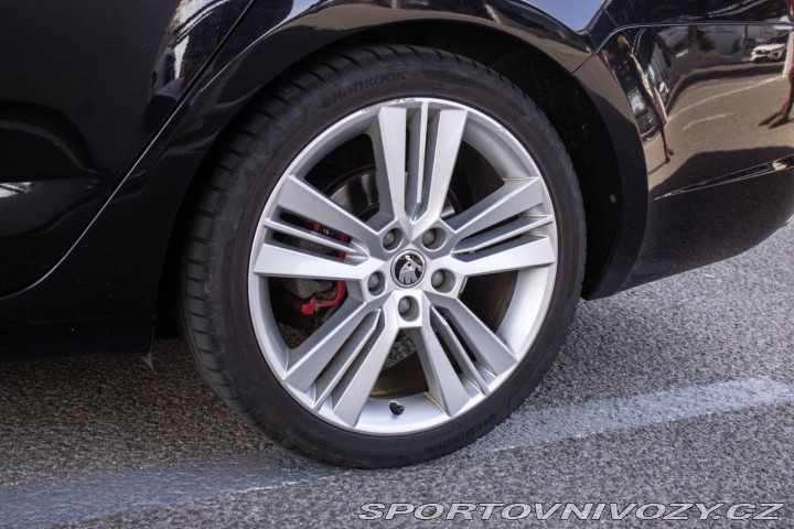 Škoda Octavia RS Combi 2.0 TSI RS, 162kW 2013
