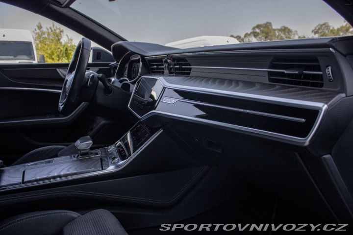 Audi A7 3.0 TFSI mHEV S Line Qua 2019