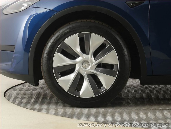 Tesla Model Y Standard LFP 64kWh, digi 2024