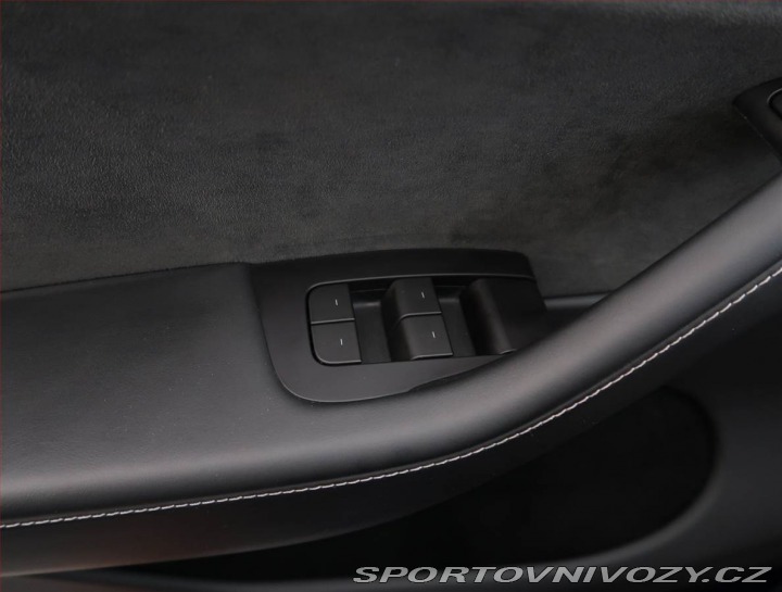 Tesla Model Y Standard LFP 64kWh, digi 2024