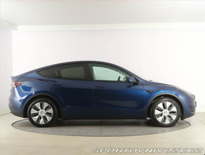 Tesla Model Y Standard LFP 64kWh, digi 2024
