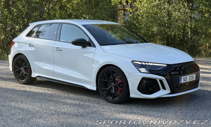 Audi RS3 2024