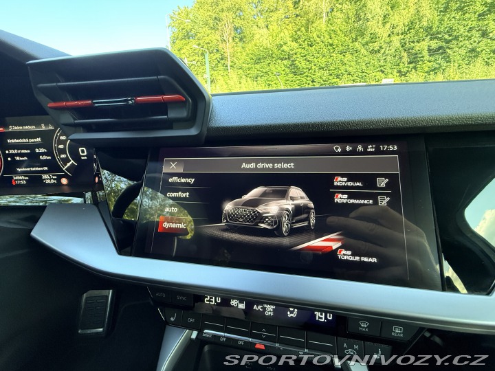 Audi RS3  2024
