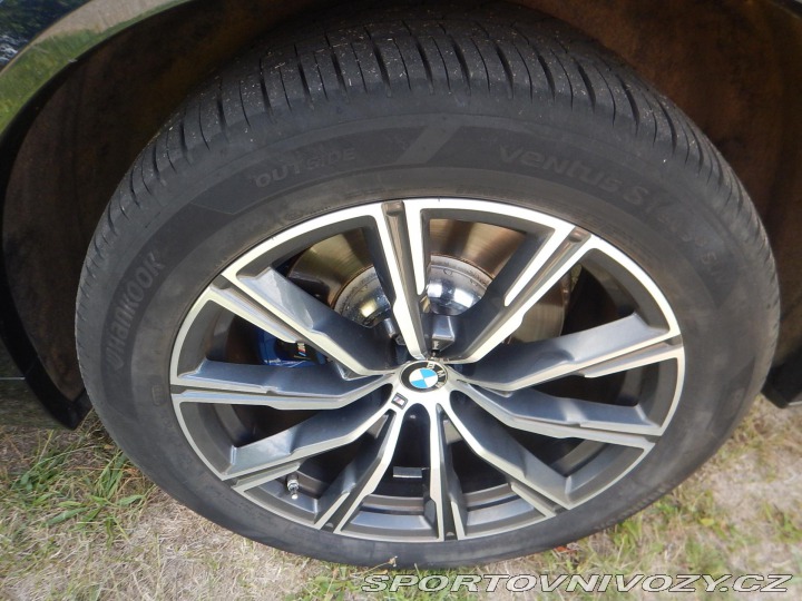 BMW X5 xDrive45e, ČR, 1. MAJ. 2021