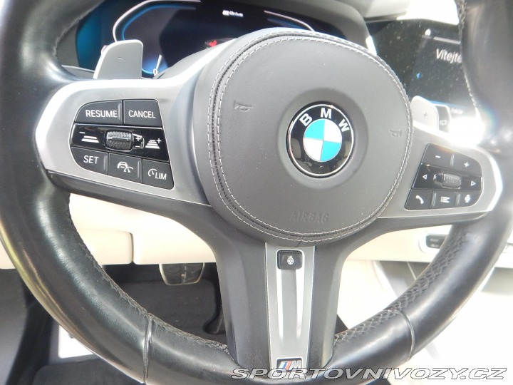 BMW X5 xDrive45e, ČR, 1. MAJ. 2021
