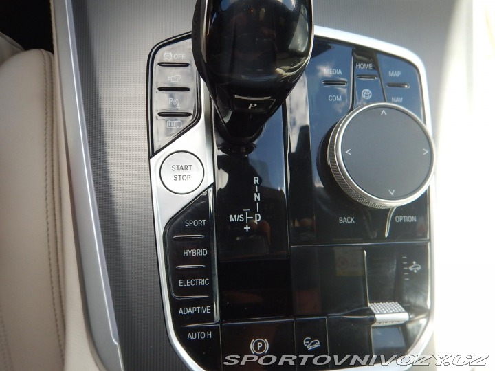 BMW X5 xDrive45e, ČR, 1. MAJ. 2021