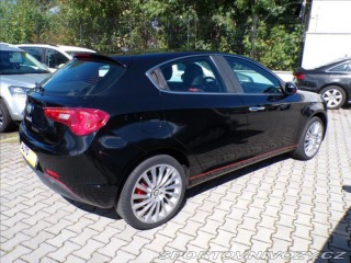 Alfa Romeo Giulietta 1,4 Turbo 145 kW AUTOMAT 2015