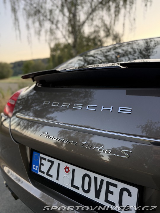 Porsche Panamera Turbo 2009
