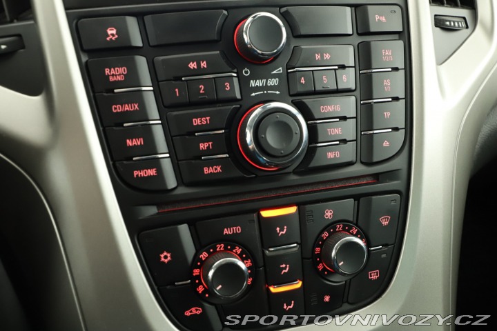 Opel Astra 2.0 CDTI 2011