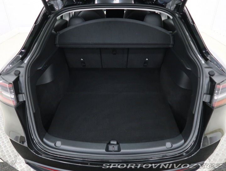 Tesla Model Y . RWD LFP 60kWh 2023