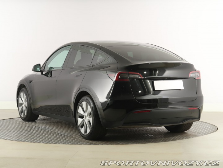 Tesla Model Y . RWD LFP 60kWh 2023