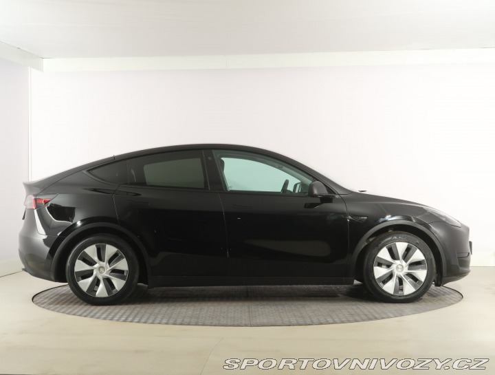 Tesla Model Y . RWD LFP 60kWh 2023