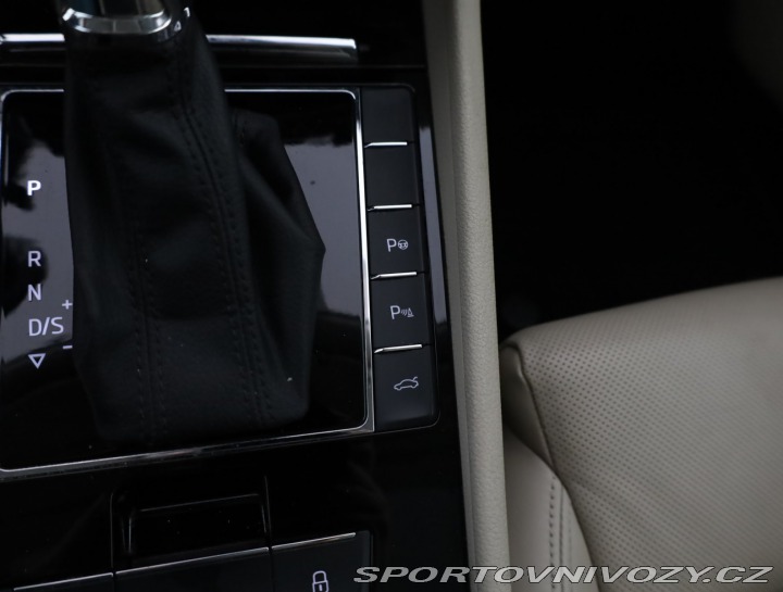 Škoda Superb Laurin&Klement 2.0 TS 2015