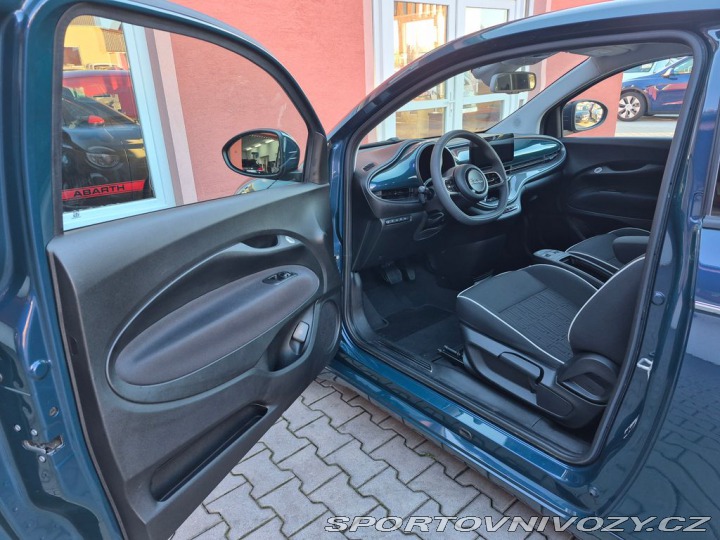 Fiat 500 500e 42kwh 87KW ICON (ODP 2023