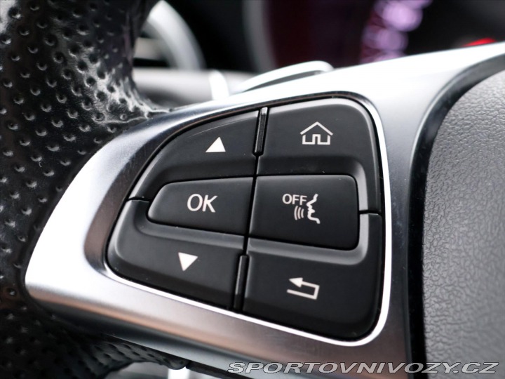 Mercedes-Benz Ostatní modely GLC 2,0 250 4MATIC AMG LINE 2016