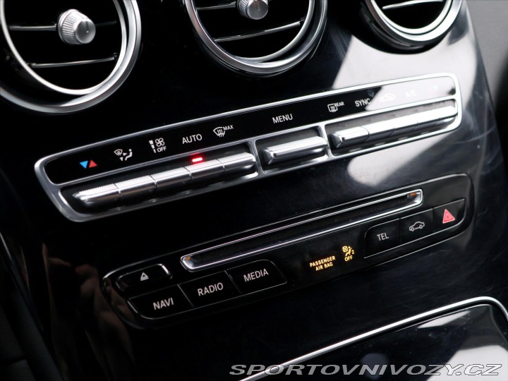 Mercedes-Benz Ostatní modely GLC 2,0 250 4MATIC AMG LINE 2016