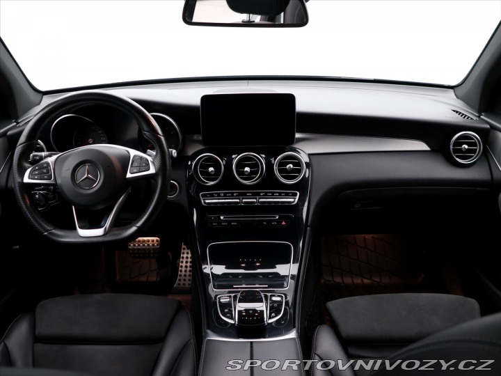 Mercedes-Benz Ostatní modely GLC 2,0 250 4MATIC AMG LINE 2016