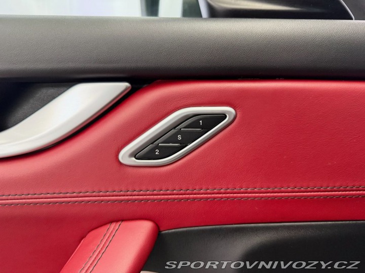 Maserati Levante V6 Q4 DIESEL, PANORAMA, V 2017