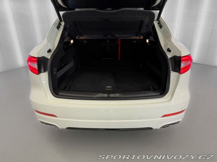 Maserati Levante V6 Q4 DIESEL, PANORAMA, V 2017