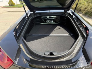 BMW i8 plugin hybrid (el+benzin) 1800