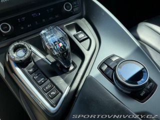 BMW i8 plugin hybrid (el+benzin) 1800