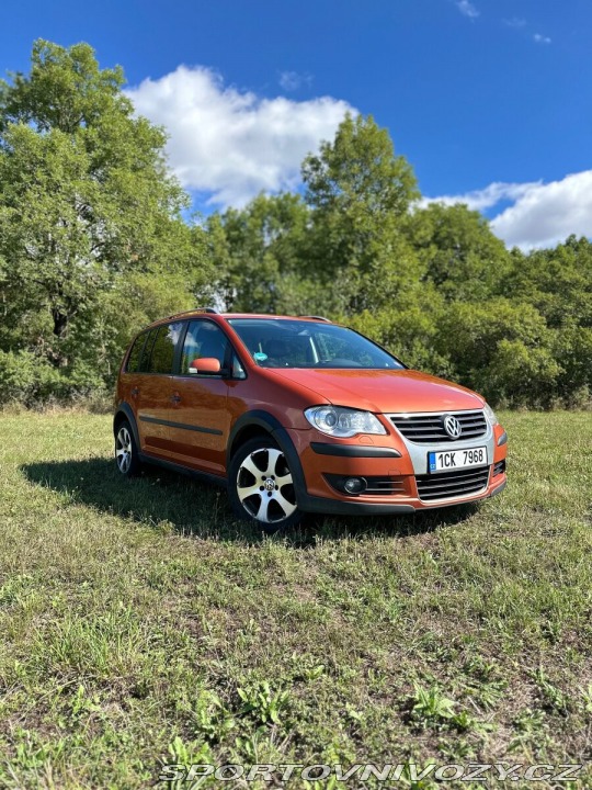 Volkswagen Ostatní modely Touran 2,0 TDI 1800