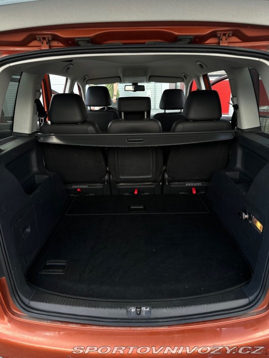 Volkswagen Ostatní modely Touran 2,0 TDI 1800