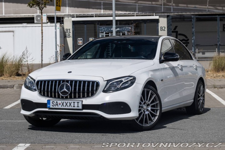 Mercedes-Benz E 300 de Plug-in hybrid A/ 2019