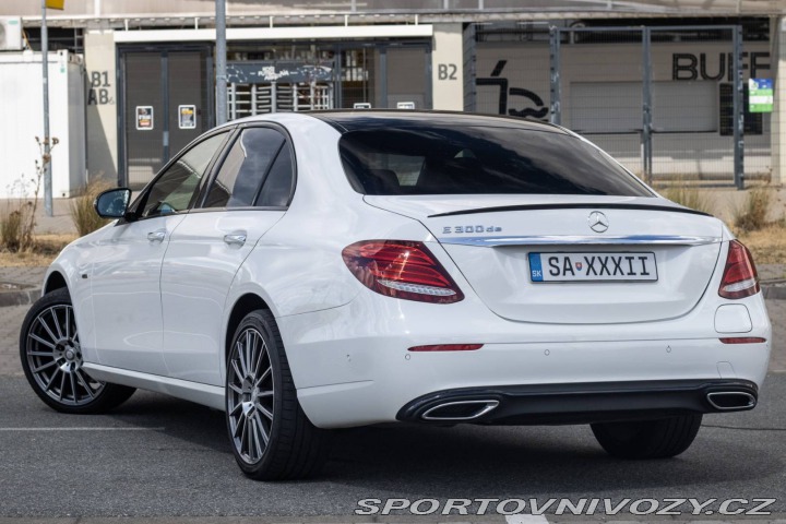 Mercedes-Benz E 300 de Plug-in hybrid A/ 2019