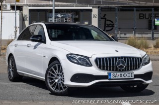 Mercedes-Benz E 300 de Plug-in hybrid A/ 2019