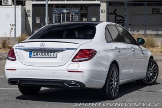 Mercedes-Benz E 300 de Plug-in hybrid A/ 2019