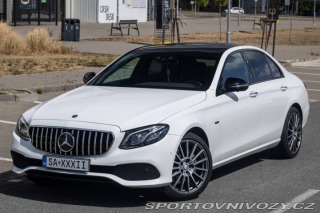 Mercedes-Benz E 300 de Plug-in hybrid A/ 2019