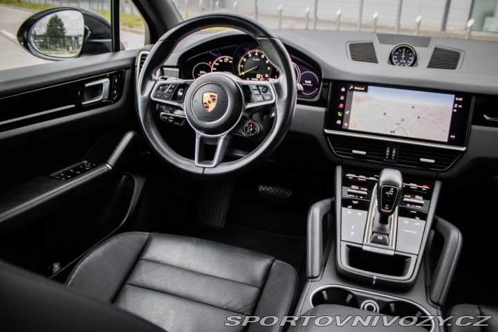 Porsche Cayenne E-Hybrid 4x4 A/T, 250kW, 2022