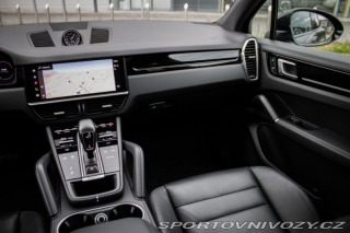 Porsche Cayenne E-Hybrid 4x4 A/T, 250kW, 2022