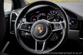 Porsche Cayenne E-Hybrid 4x4 A/T, 250kW, 2022