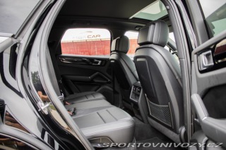 Porsche Cayenne E-Hybrid 4x4 A/T, 250kW, 2022