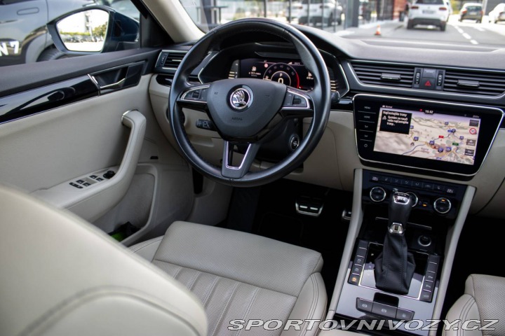 Škoda Superb Combi 2.0 TSI L&K 4x 2020