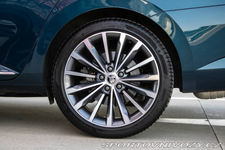 Škoda Superb Combi 2.0 TSI L&K 4x 2020