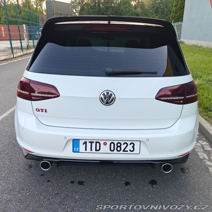 Volkswagen Golf GTI 2.0 TSI club sport 2016