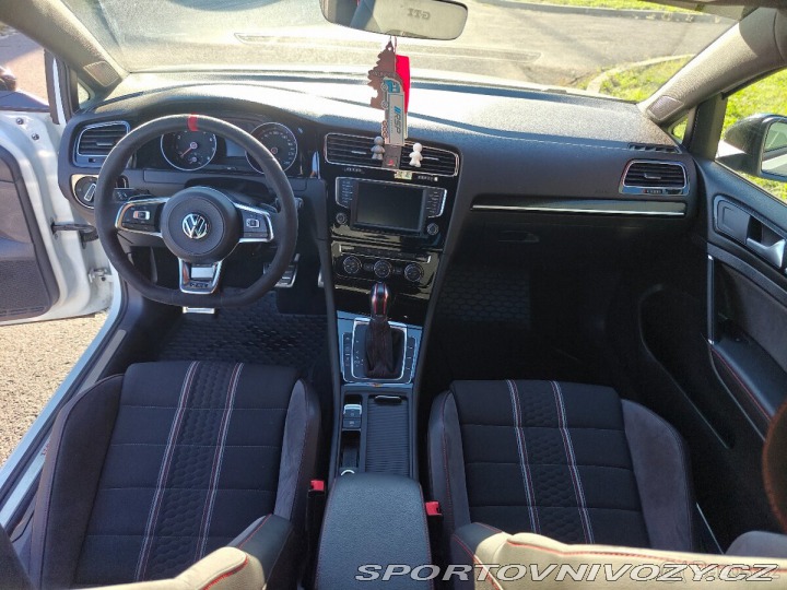 Volkswagen Golf GTI 2.0 TSI club sport 2016